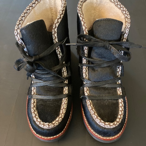 ROYAL CANADIAN - Kwantlen Waterproof Genuine Horse Hair Snow Bootie (Women 7) - - Picture 2 of 11